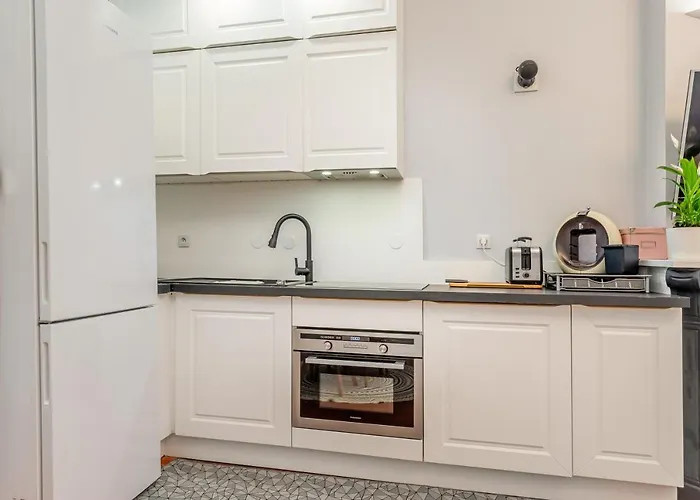 Nouvel Appartement De Caractere Et Climatise A La Joliette
