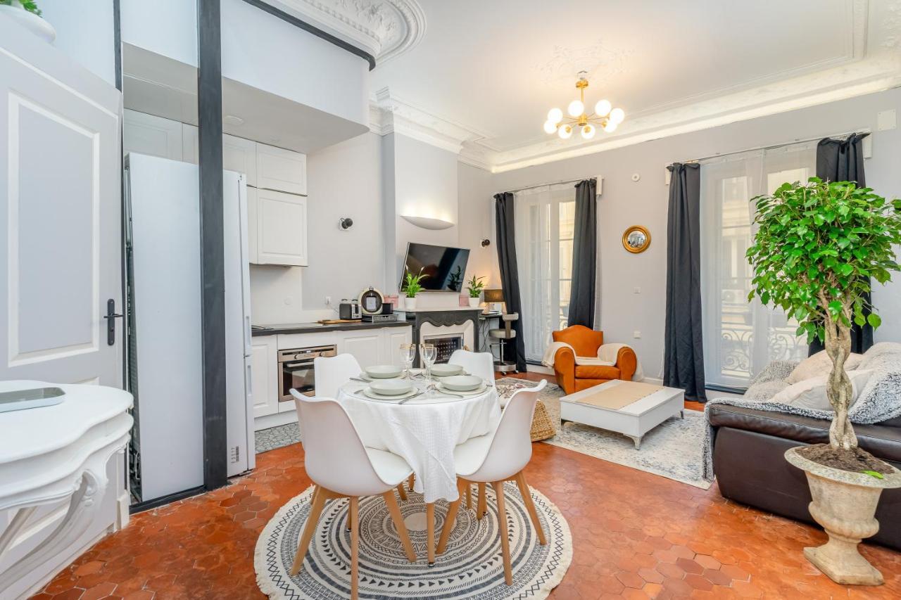 Nouvel De Caractere Et Climatise A La Joliette Apartment