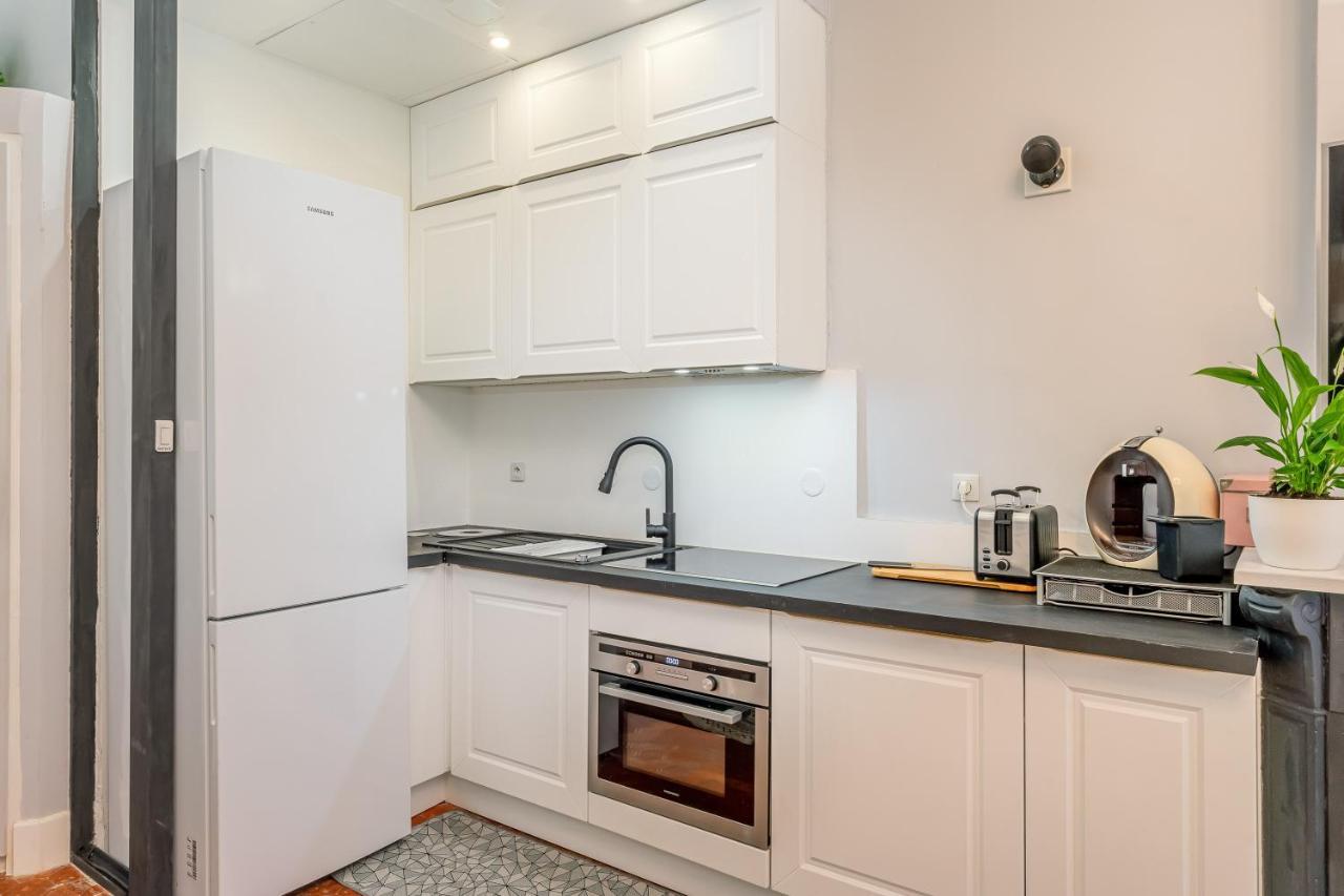 Nouvel De Caractere Et Climatise A La Joliette Apartment